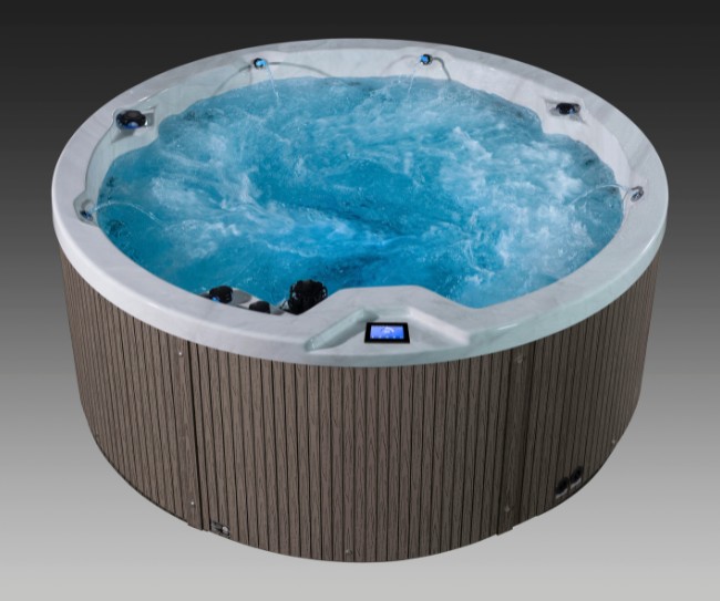 Icelandic Cyclone 3 Filled Tub with Water (3)